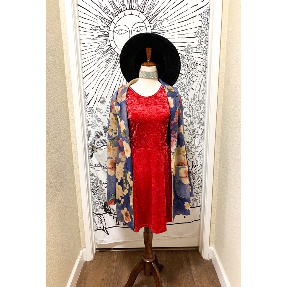 π Beautiful summer velvet dress - Picture 9 of 11